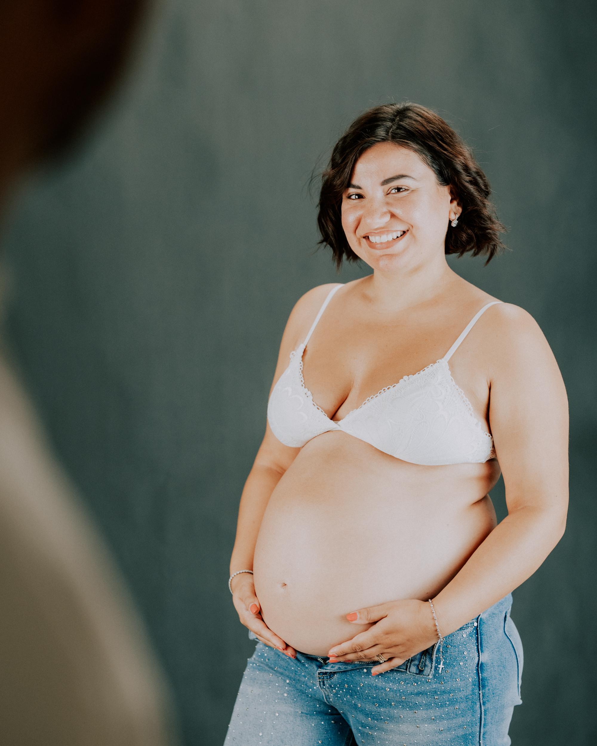 fotografo pozzallo ritratto studio portrait maternity